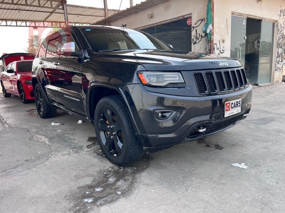 جیپ گراند شیرۆکی